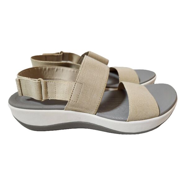 Clarks Arla Jacory Sandals Women's size 10 Soft Gold - Picture 1 of 7